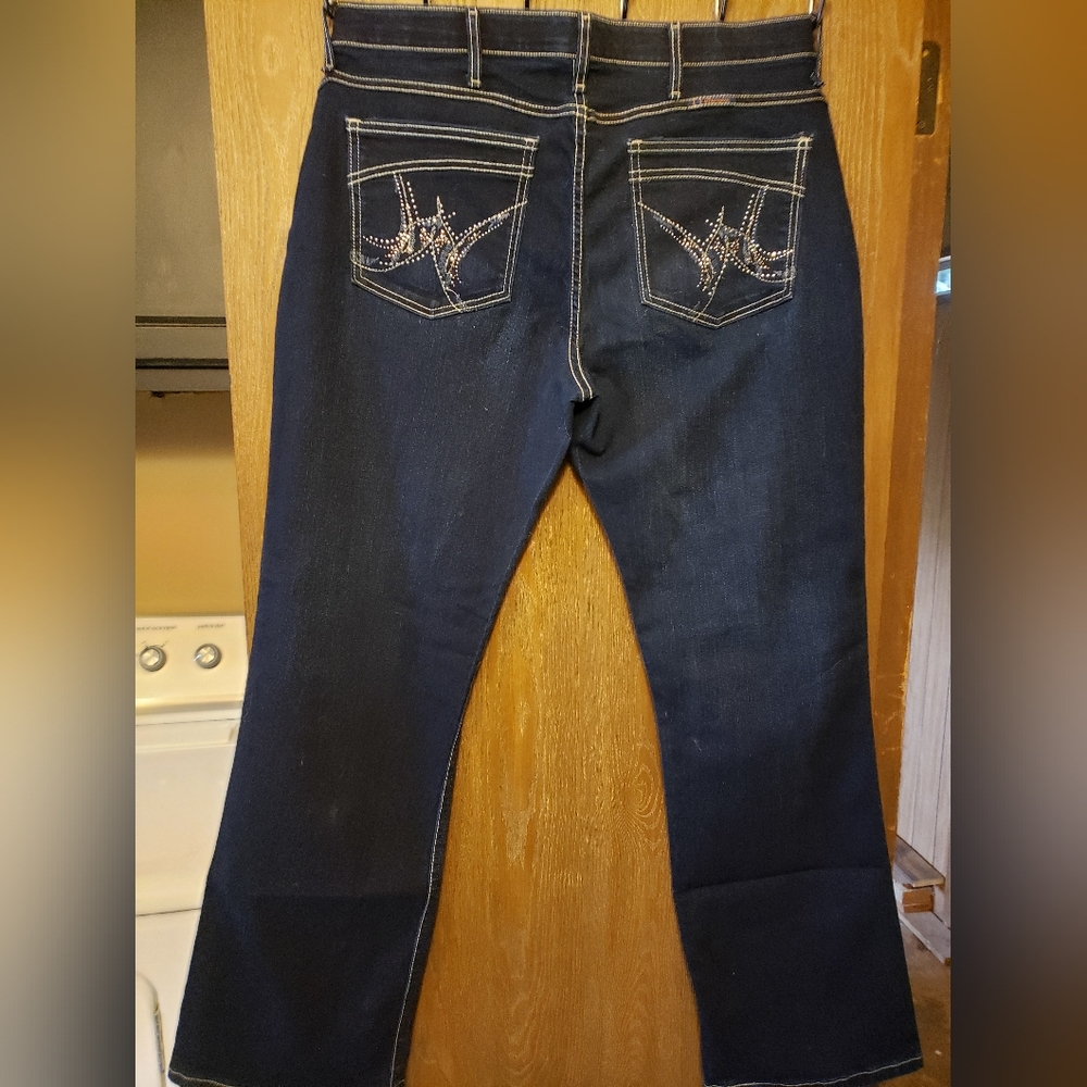 Brand New Wrangler Shilo Jeans - Picture 1 of 4